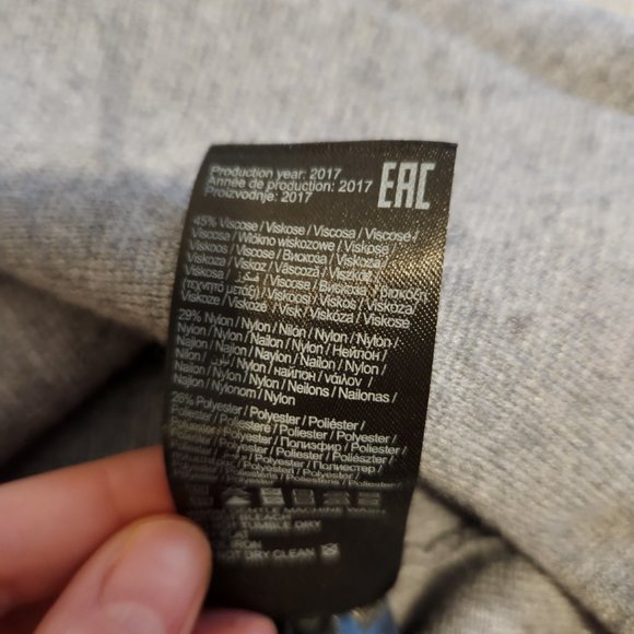 Grey Skirt - Picture 5 of 5